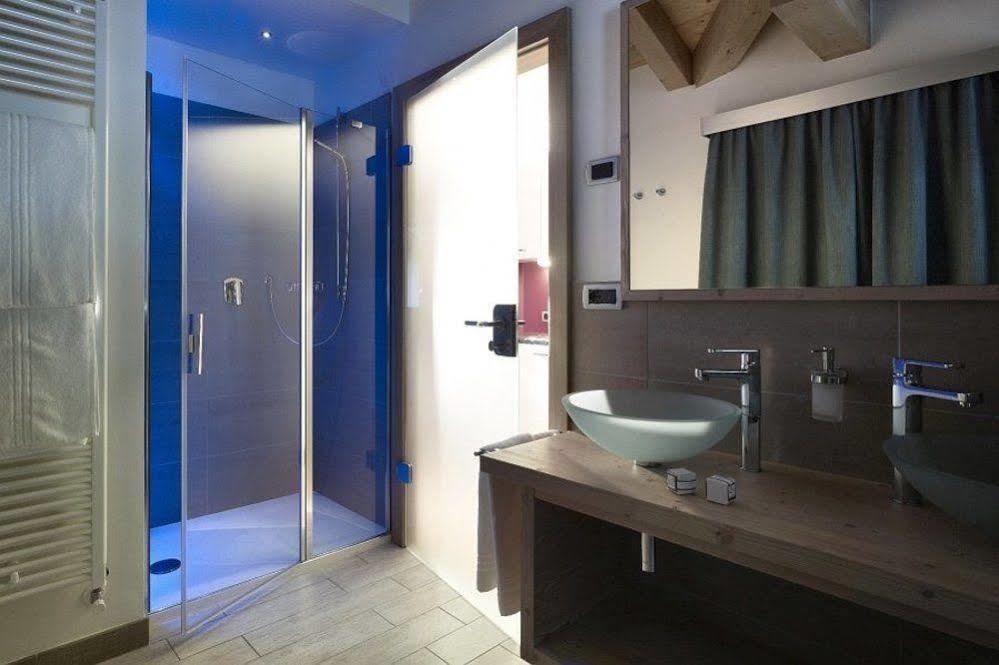 Color Home Suite Apartments Predazzo Kültér fotó